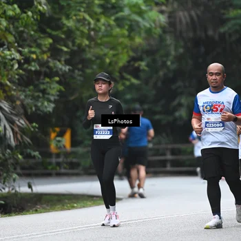 Runner Photo 4763106