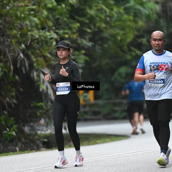 Runner Photo 4763113