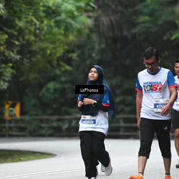 Runner Photo 4763136