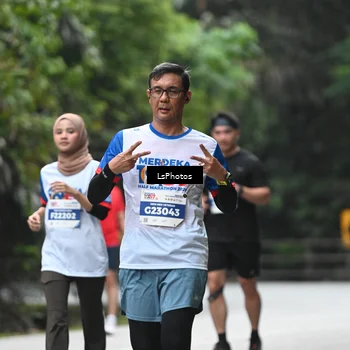 Runner Photo 4763165