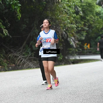 Runner Photo 4763189
