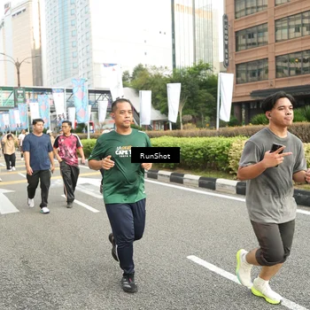 Runner Photo 4763235