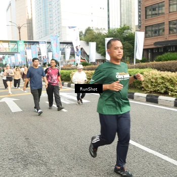 Runner Photo 4763242