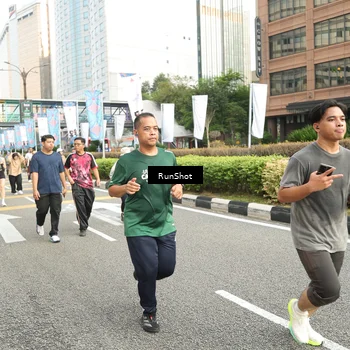 Runner Photo 4763243