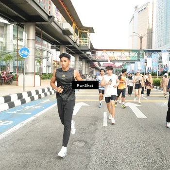 Runner Photo 4763312