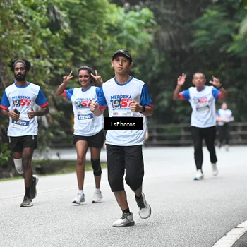 Runner Photo 4763339
