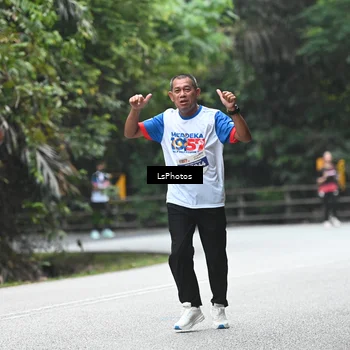Runner Photo 4763347