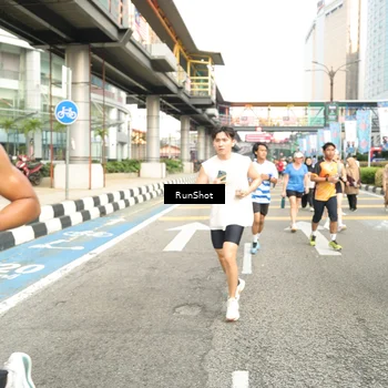 Runner Photo 4763358