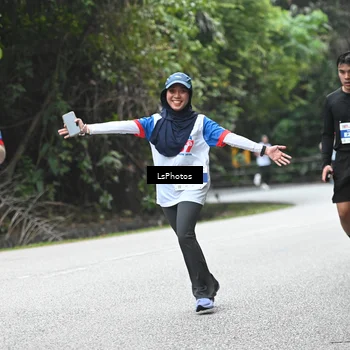 Runner Photo 4763376