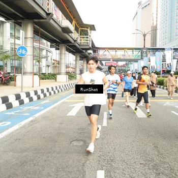 Runner Photo 4763385