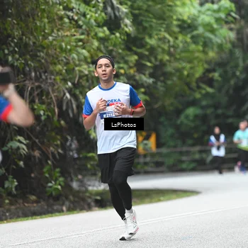 Runner Photo 4763406