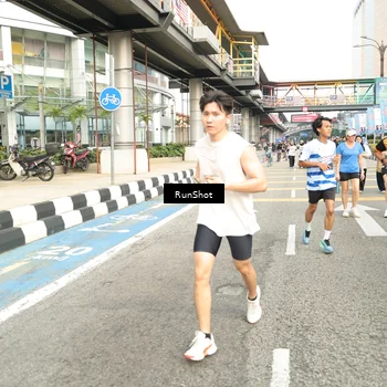 Runner Photo 4763413