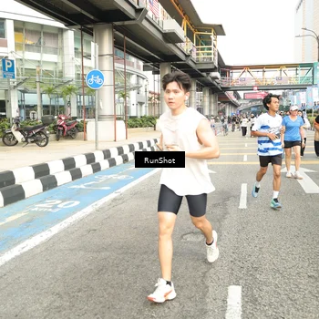 Runner Photo 4763423