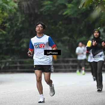 Runner Photo 4763427