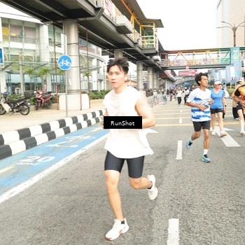 Runner Photo 4763445