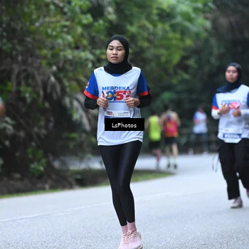 Runner Photo 4763453