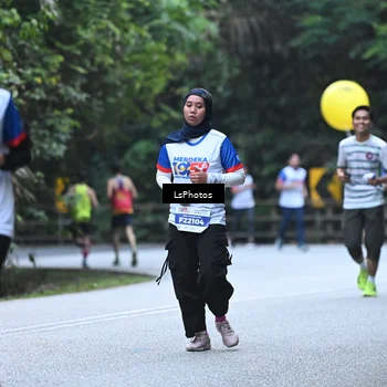 Runner Photo 4763455