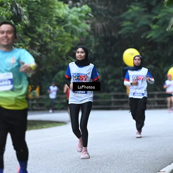 Runner Photo 4763457