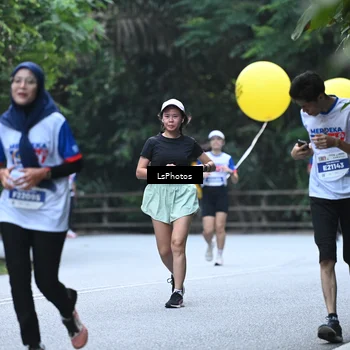 Runner Photo 4763469