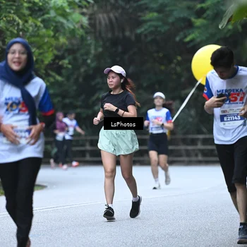 Runner Photo 4763471