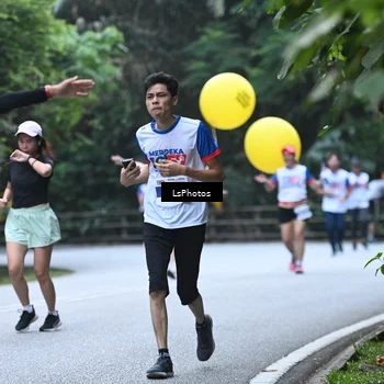 Runner Photo 4763475