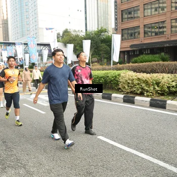 Runner Photo 4763476