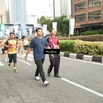 Runner Photo 4763481