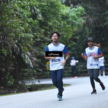 Runner Photo 4763497