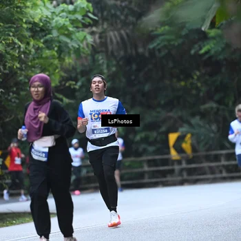Runner Photo 4763514