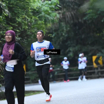 Runner Photo 4763517