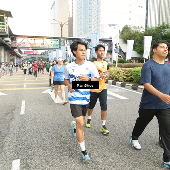 Runner Photo 4763535