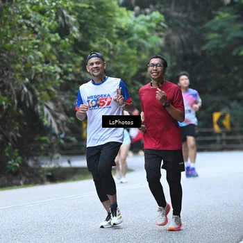 Runner Photo 4763615