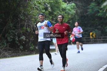 Runner Photo 4763616