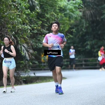 Runner Photo 4763621