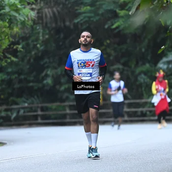 Runner Photo 4763627