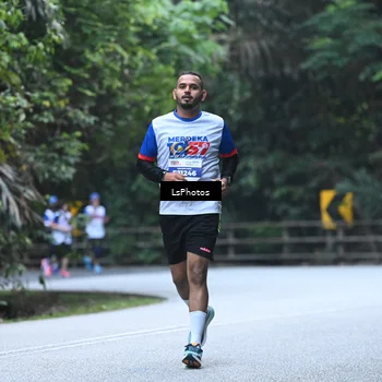 Runner Photo 4763634