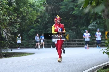 Runner Photo 4763654