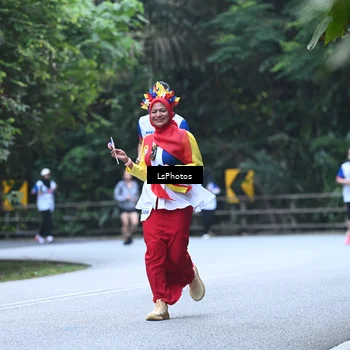 Runner Photo 4763656