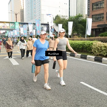 Runner Photo 4763693