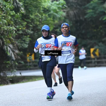 Runner Photo 4763696
