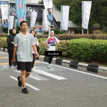 Runner Photo 4763703