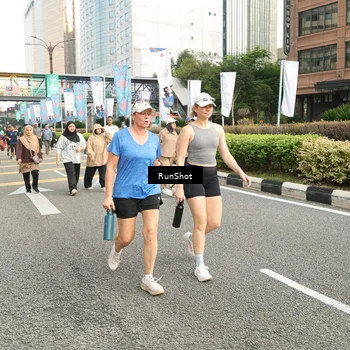 Runner Photo 4763709