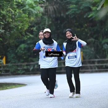 Runner Photo 4763715
