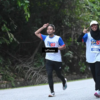 Runner Photo 4763723