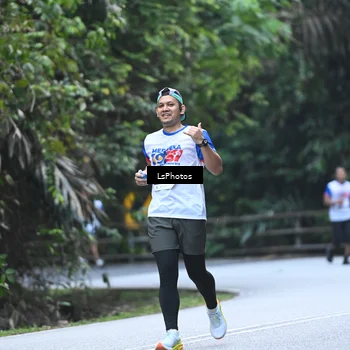 Runner Photo 4763759