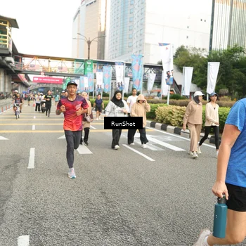 Runner Photo 4763810