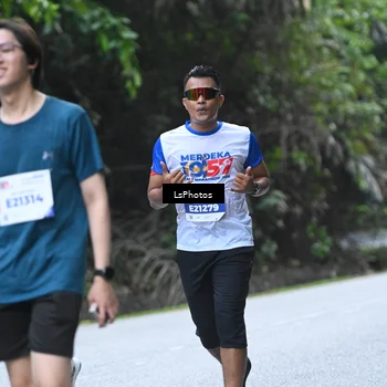 Runner Photo 4763823