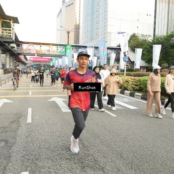Runner Photo 4763908