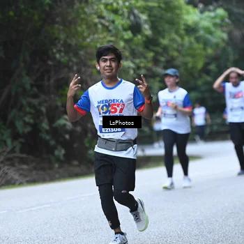 Runner Photo 4763914