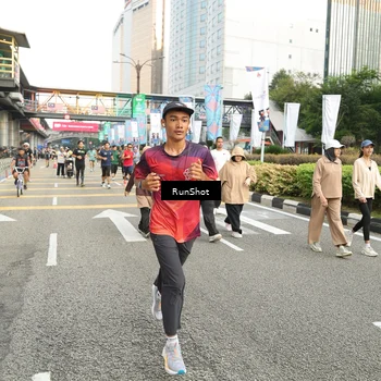 Runner Photo 4763924